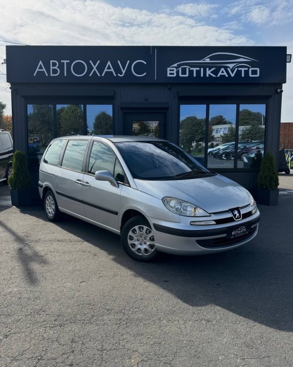 Peugeot 807 I