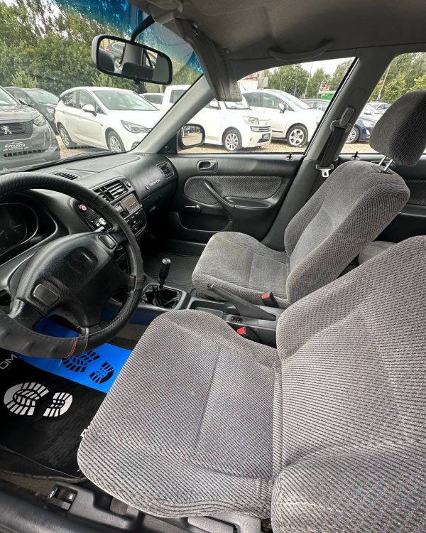 Honda Civic VI - Image 7