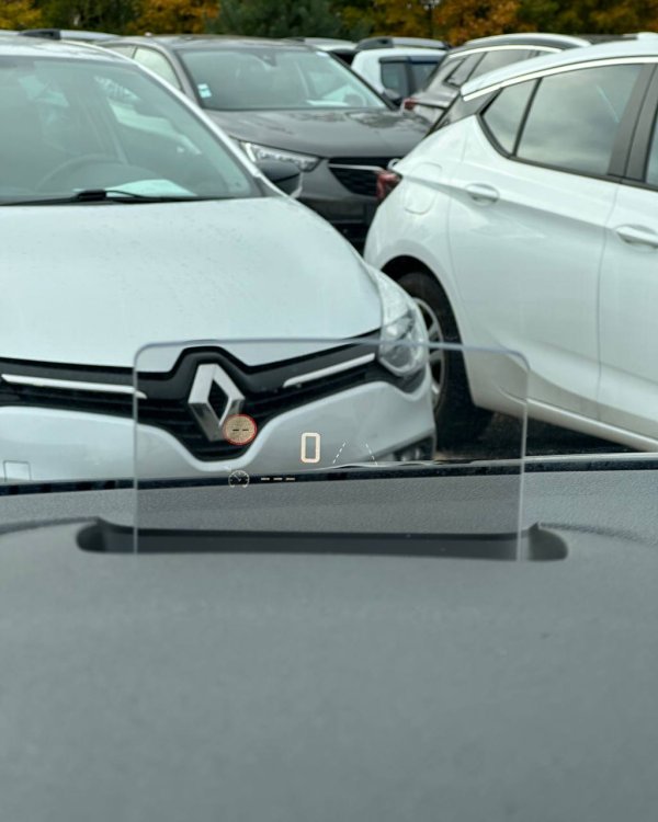 Citroen Berlingo III - Image 11