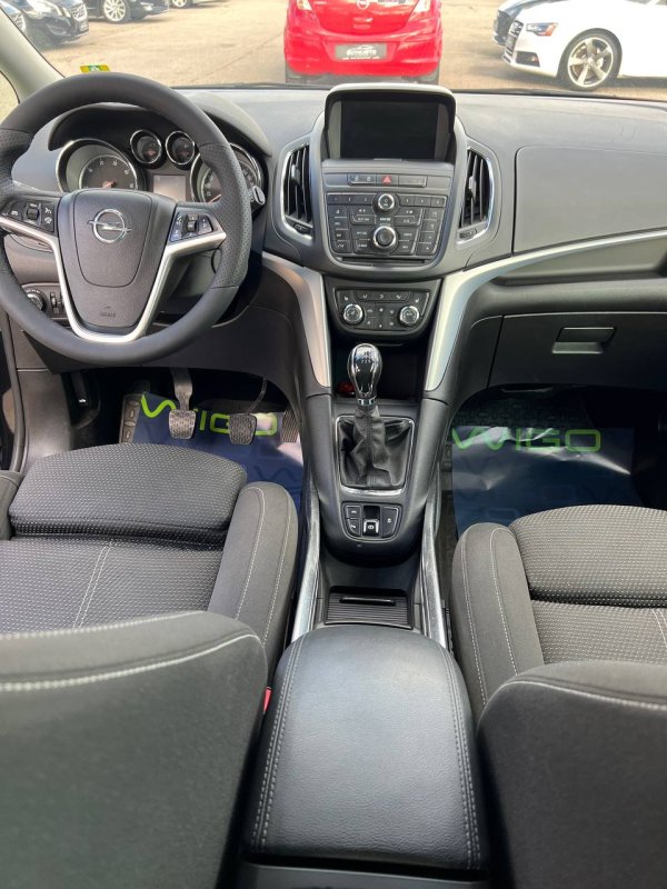 Opel Zafira C - Image 14