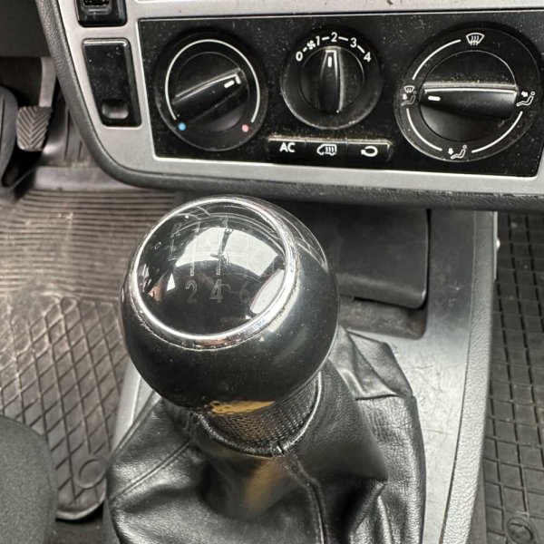 Ford Galaxy 2000 г 452280 км - Image 14