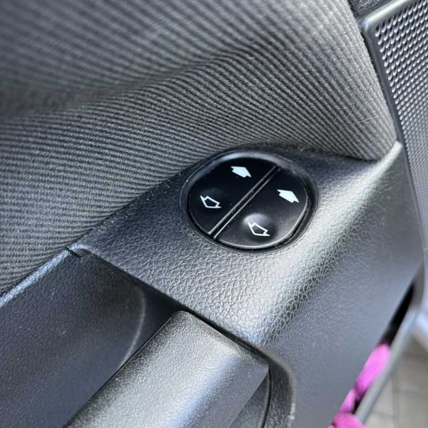 Ford Fiesta 2005 г 278190 км - Image 7