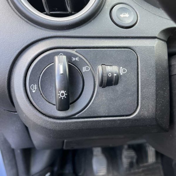 Ford Fiesta 2005 г 278190 км - Image 9