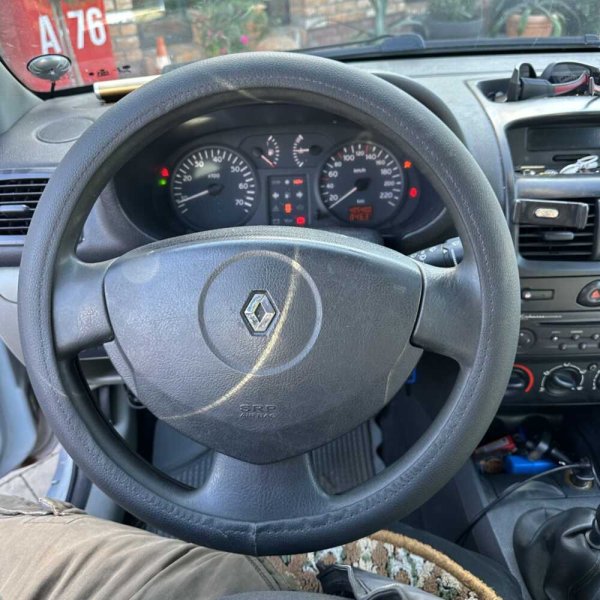 Renault Clio 2002 г 405400 км - Image 9