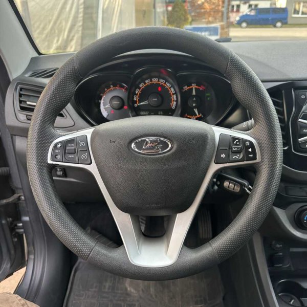 Lada Vesta 2021 г 100680 км - Image 11
