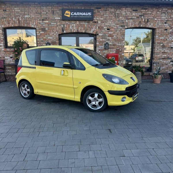 Peugeot 1007 2005 г 330495 км