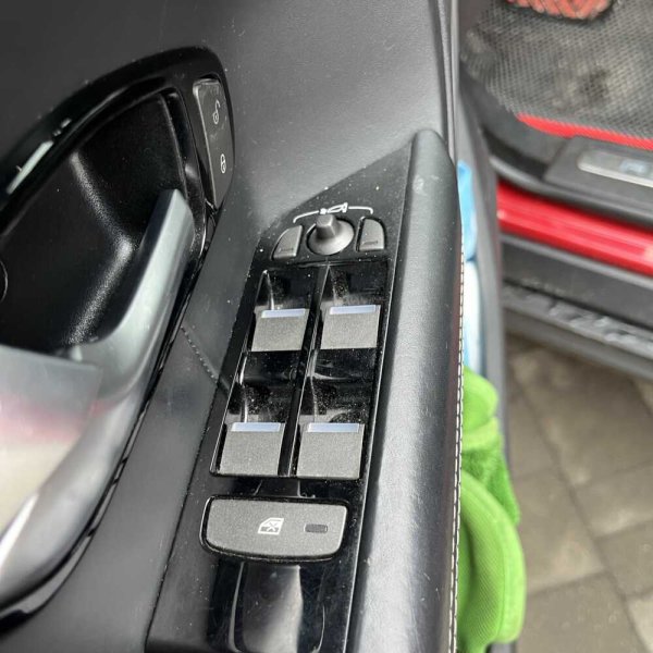 Land Rover Range Rover Evoque 2014 г 122319 км - Image 11