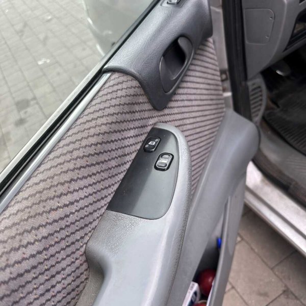 Peugeot 806 2000 г 803910 км - Image 9