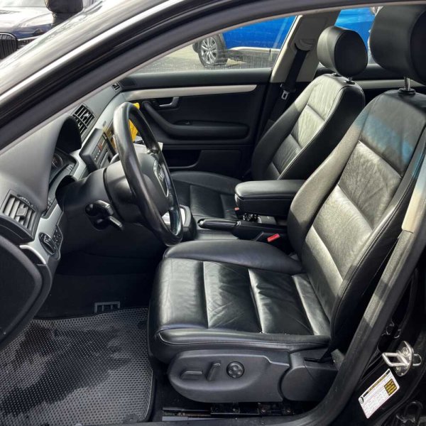 Audi A4 2006 г 261972 км - Image 12