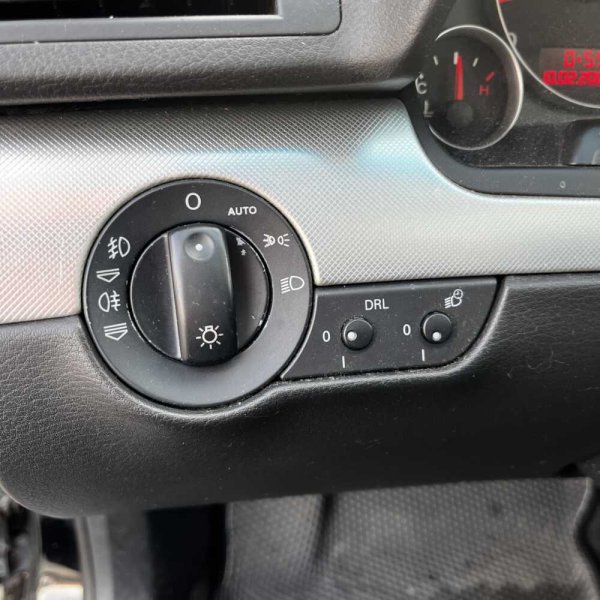 Audi A4 2006 г 261972 км - Image 13