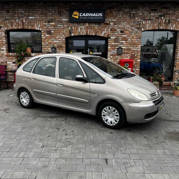 Citroen Xsara Picasso 2004 г 297107 км