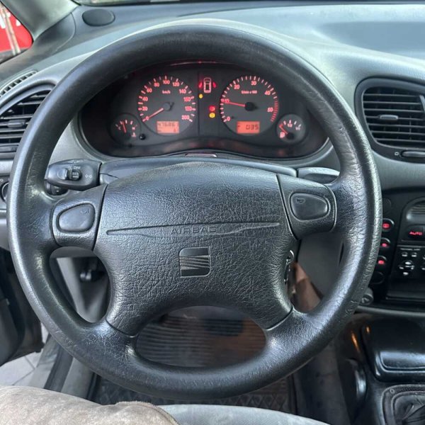 Seat Alhambra 1997 г 476861 км - Image 16