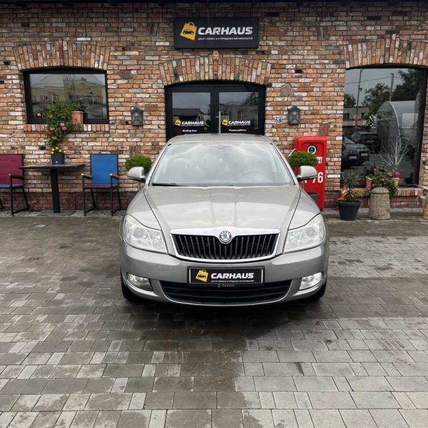 Skoda Octavia 2010 г 289877 км - Image 2
