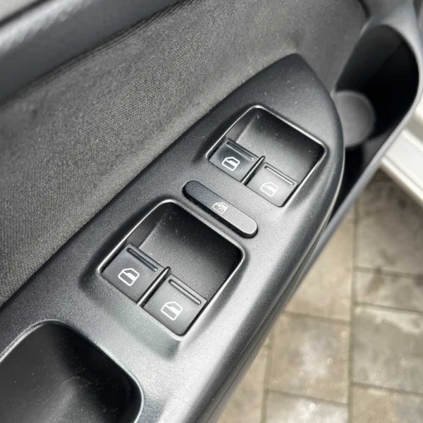 Skoda Octavia 2010 г 289877 км - Image 10