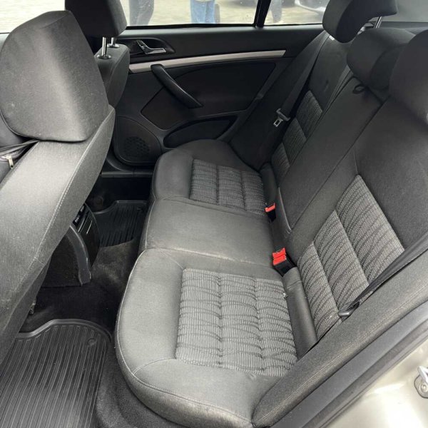 Skoda Octavia 2010 г 289877 км - Image 14