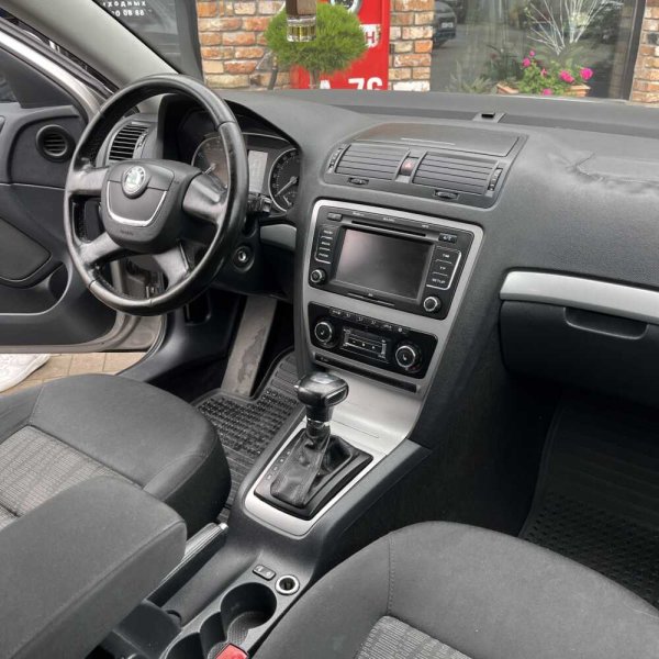 Skoda Octavia 2010 г 289877 км - Image 19