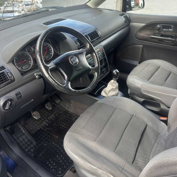 Seat Alhambra 2000 г 264715 км - Image 10