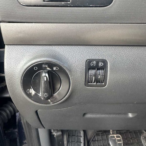 Seat Alhambra 2000 г 264715 км - Image 14