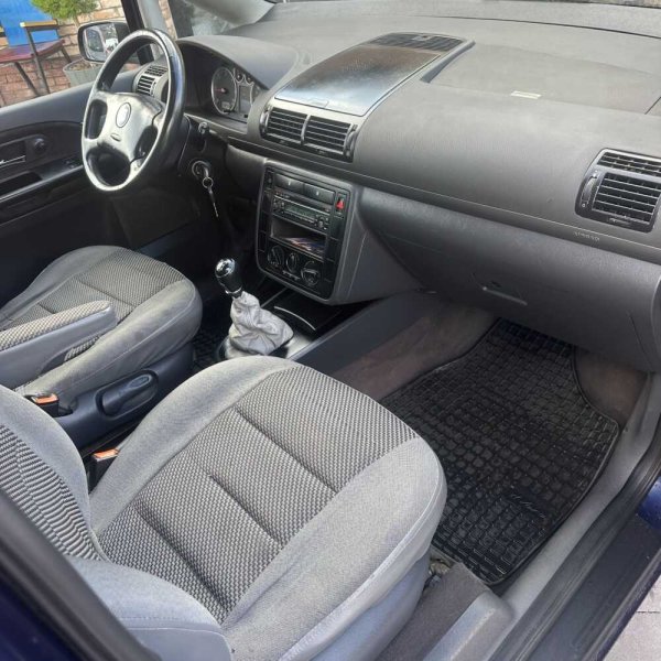 Seat Alhambra 2000 г 264715 км - Image 16