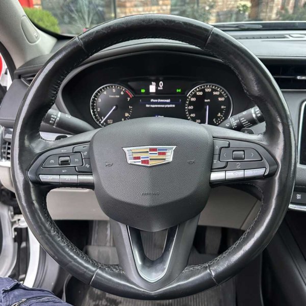 Cadillac XT4 2019 г 164540 км - Image 12