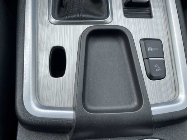 Geely Emgrand X7 2018 г 38000 км - Image 14