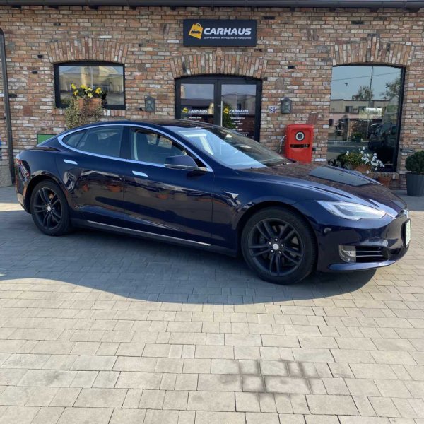 Tesla Model S 2015 г 114819 км