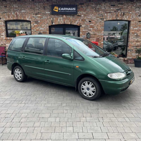 Ford Galaxy 1996 г 275197 км