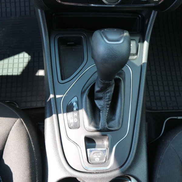 Jeep Cherokee 2019 г 104000 км - Image 10