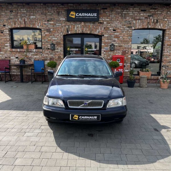 Volvo S40 1998 г 582446 км - Image 2