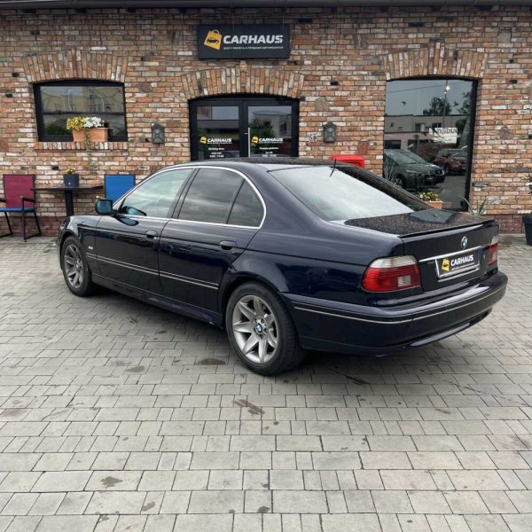 BMW 5 серия 2003 г 426347 км - Image 4
