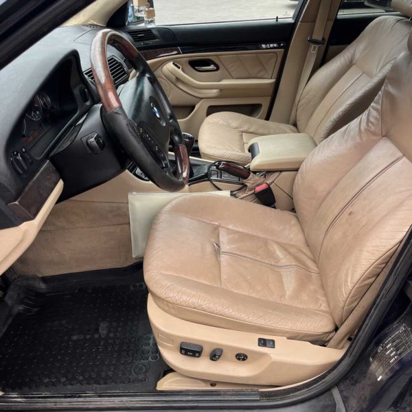 BMW 5 серия 2003 г 426347 км - Image 9