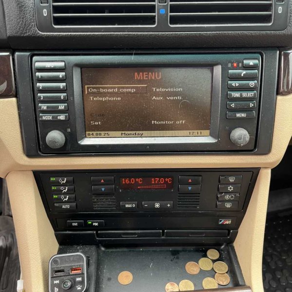 BMW 5 серия 2003 г 426347 км - Image 15