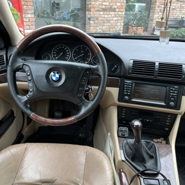 BMW 5 серия 2003 г 426347 км - Image 18