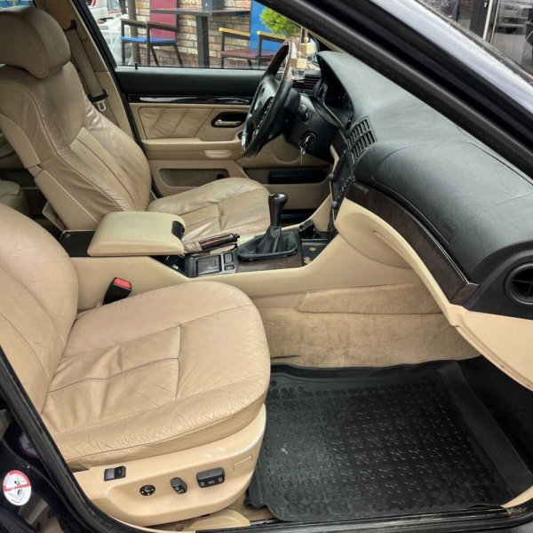BMW 5 серия 2003 г 426347 км - Image 20
