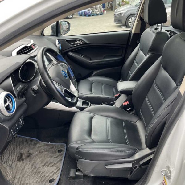 BYD Yuan 2018 г 147374 км - Image 11