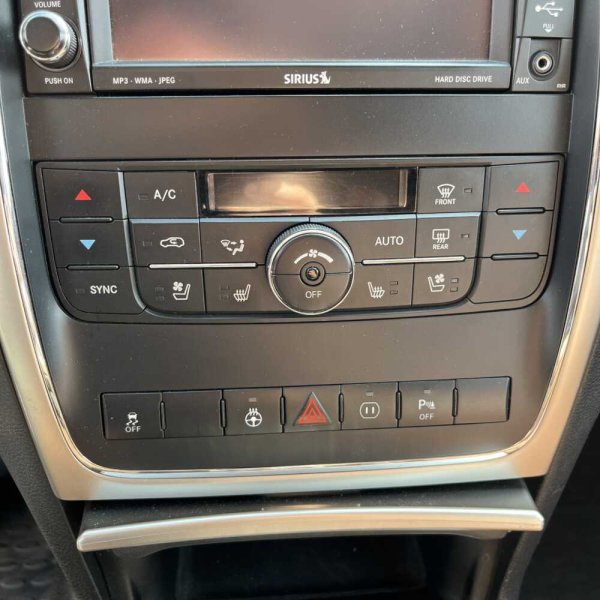 Jeep Grand Cherokee 2011 г 216631 км - Image 16