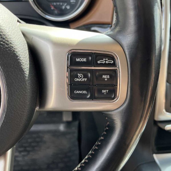 Jeep Grand Cherokee 2011 г 216631 км - Image 18