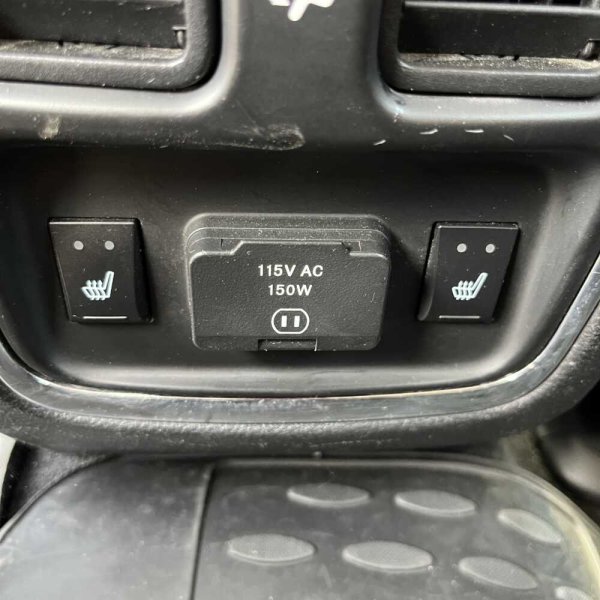 Jeep Grand Cherokee 2011 г 216631 км - Image 23