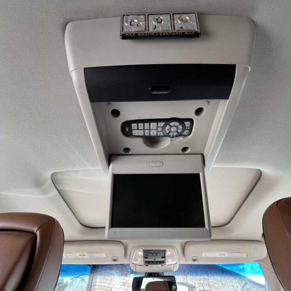Jeep Grand Cherokee 2011 г 216631 км - Image 24