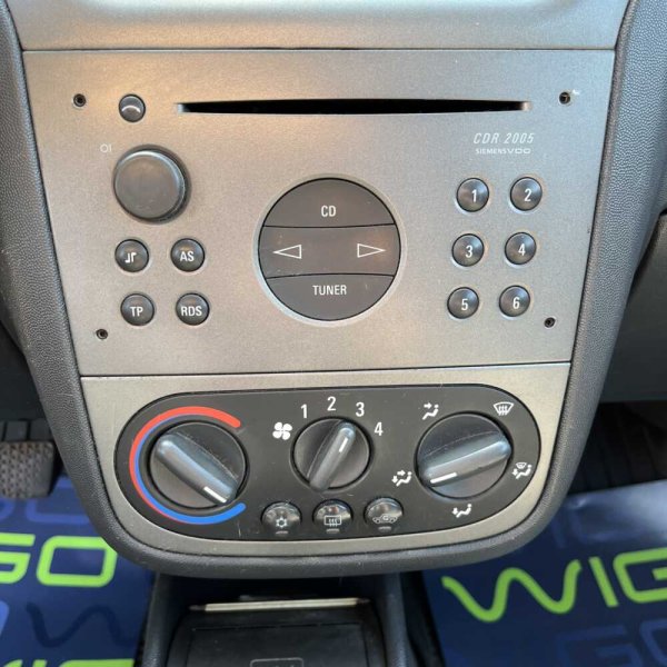 Opel Corsa 2004 г 243799 км - Image 13