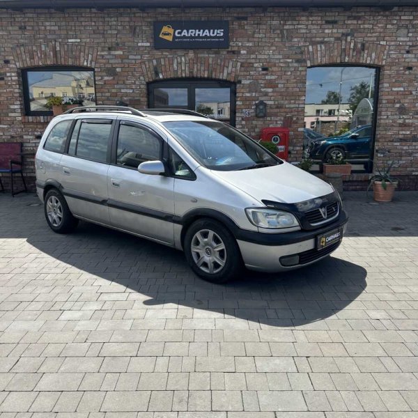 Opel Zafira 2003 г 394212 км