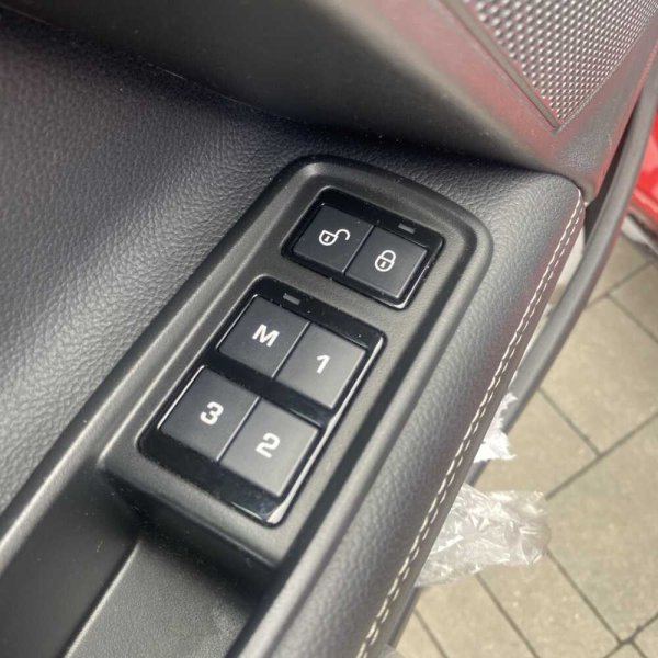Jaguar XE 2017 г 44000 км - Image 11