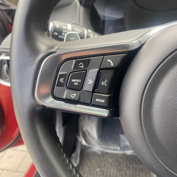 Jaguar XE 2017 г 44000 км - Image 18