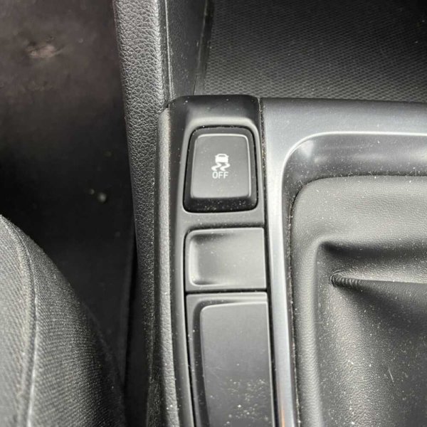 Hyundai Veloster 2018 г 55298 км - Image 21
