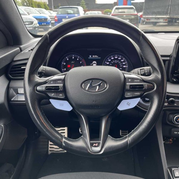 Hyundai Veloster 2018 г 55298 км - Image 27