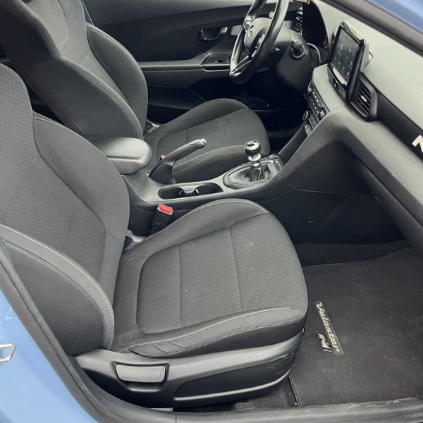 Hyundai Veloster 2018 г 55298 км - Image 28