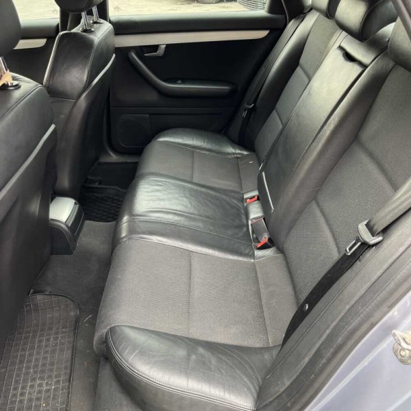 Audi A4 2005 г 256210 км - Image 15