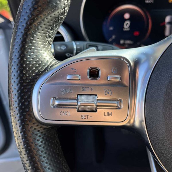 Mercedes C-класс 2019 г 188351 км - Image 15