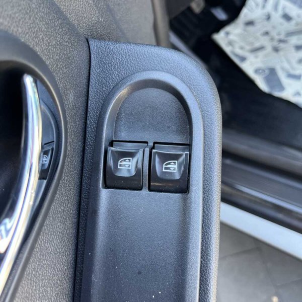 Dacia Duster 2015 г 180242 км - Image 9