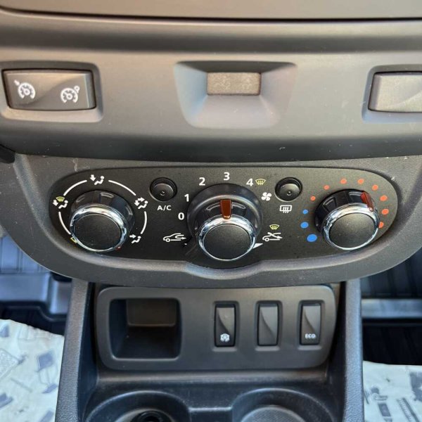 Dacia Duster 2015 г 180242 км - Image 13
